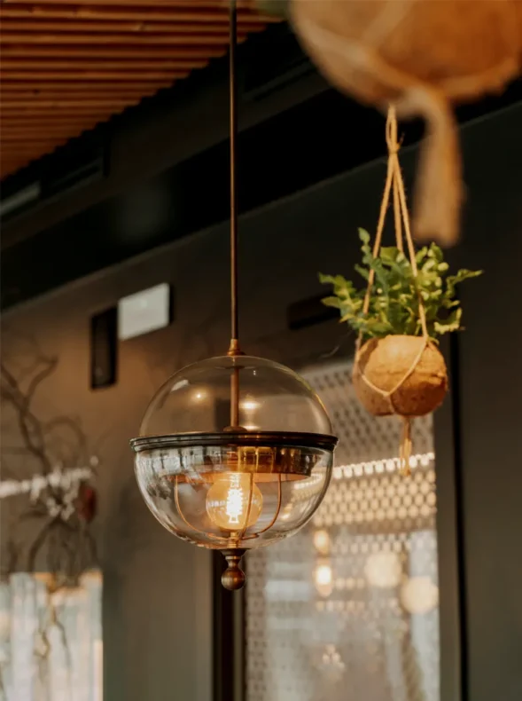 Lampadario dell'Atelier Restaurant, Domodossola